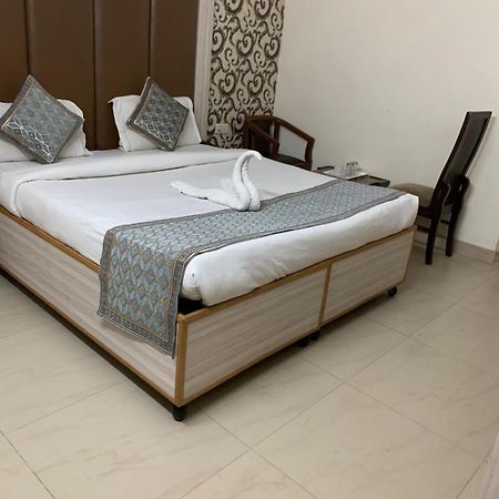 Hotel Star Palace - Near Karol Bagh Metro Delhi  Luaran gambar