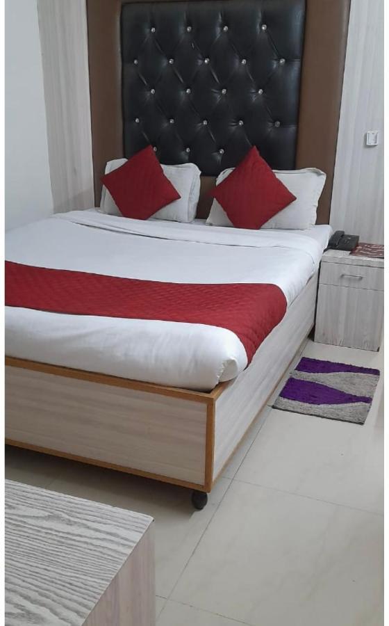 Hotel Star Palace - Near Karol Bagh Metro Delhi  Luaran gambar