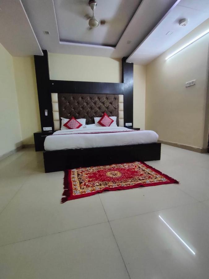 Hotel Star Palace - Near Karol Bagh Metro Delhi  Luaran gambar