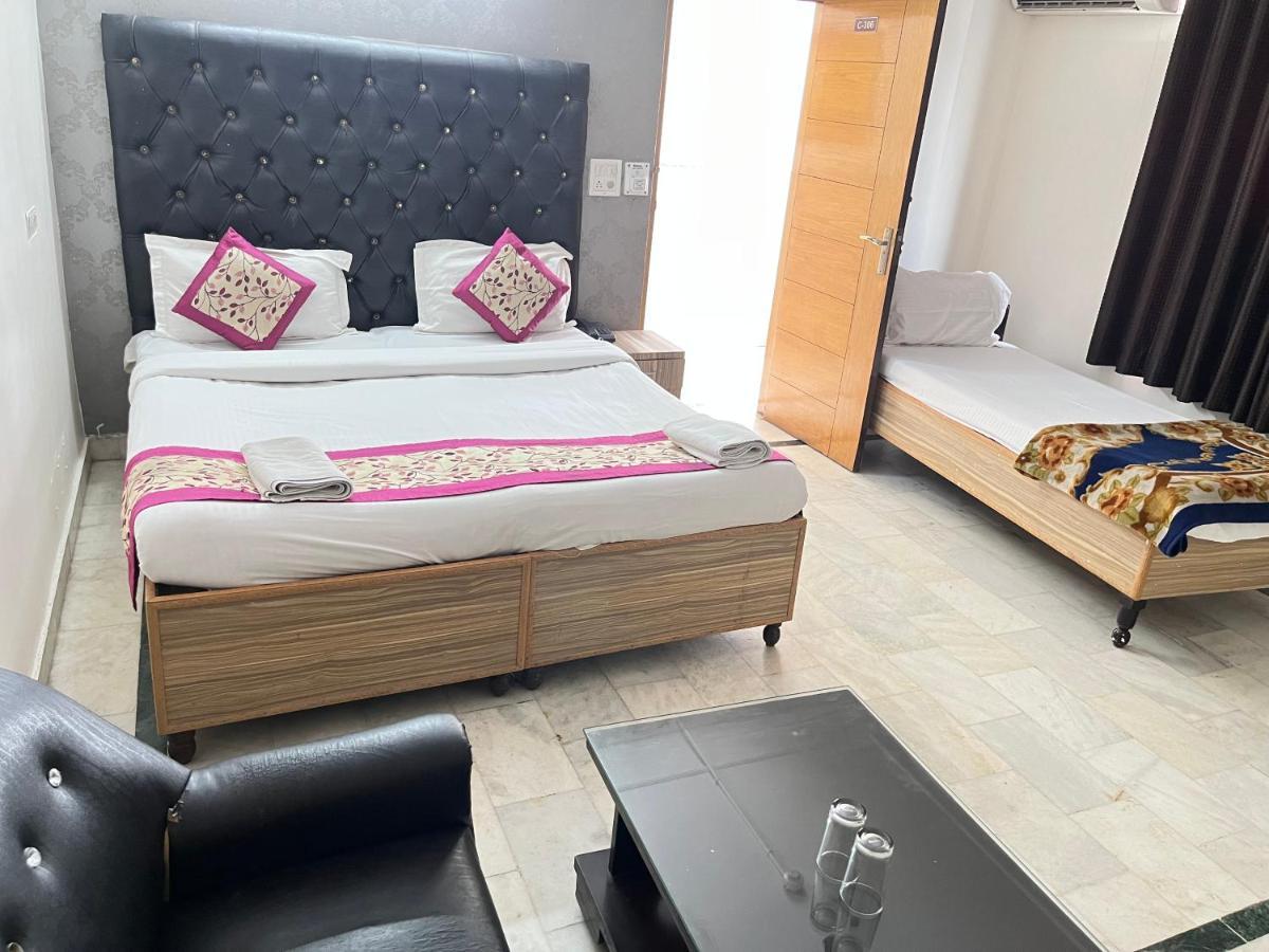 Hotel Star Palace - Near Karol Bagh Metro Delhi  Luaran gambar