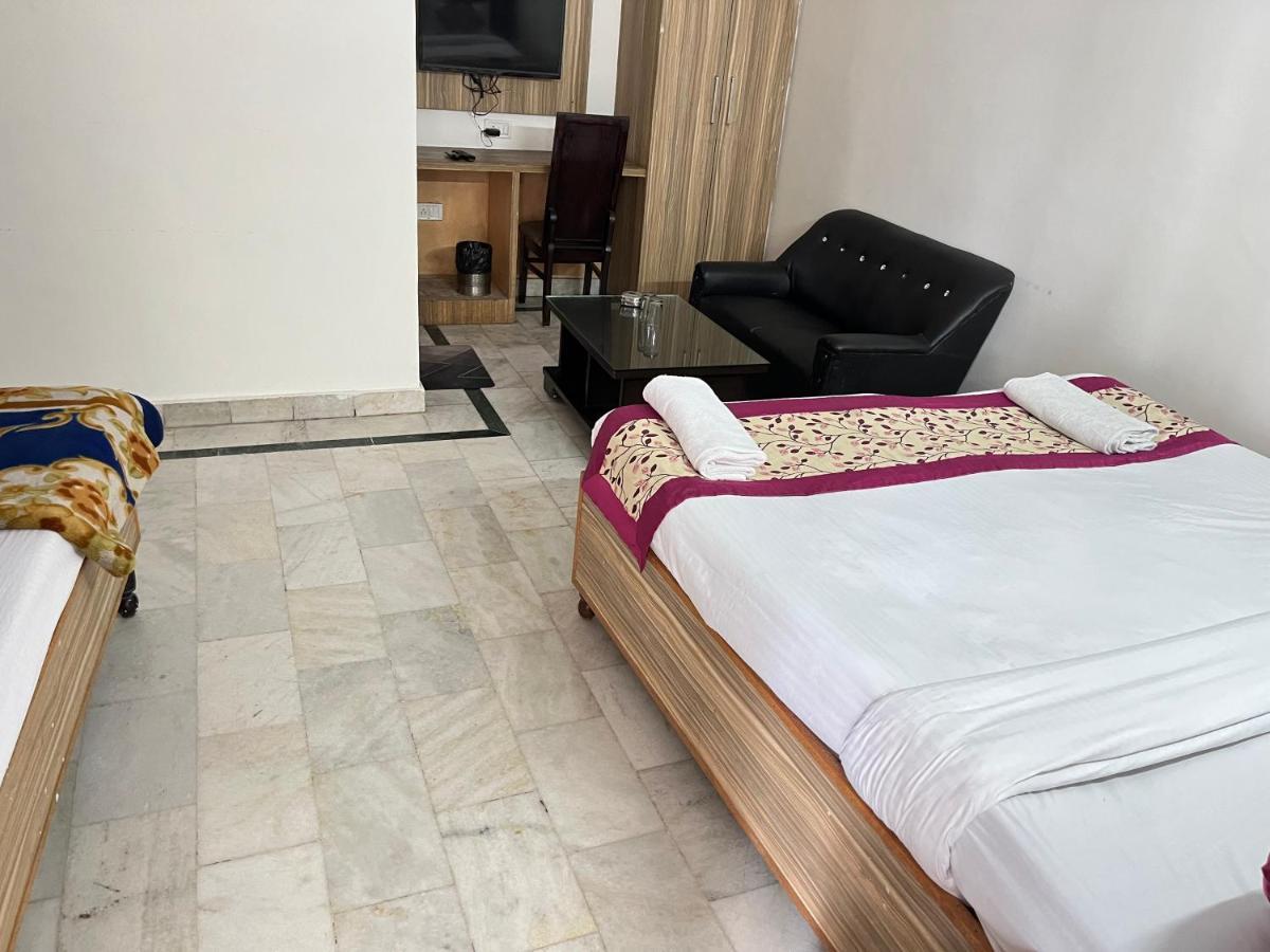 Hotel Star Palace - Near Karol Bagh Metro Delhi  Luaran gambar